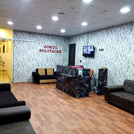 Hotel Gokul Solitaire, Surat Bhatha Экстерьер фото