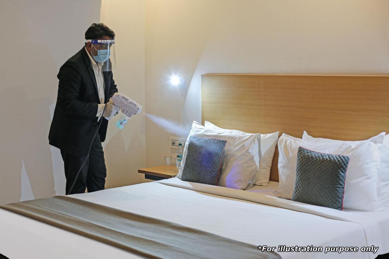 Hotel Gokul Solitaire, Surat Bhatha Экстерьер фото